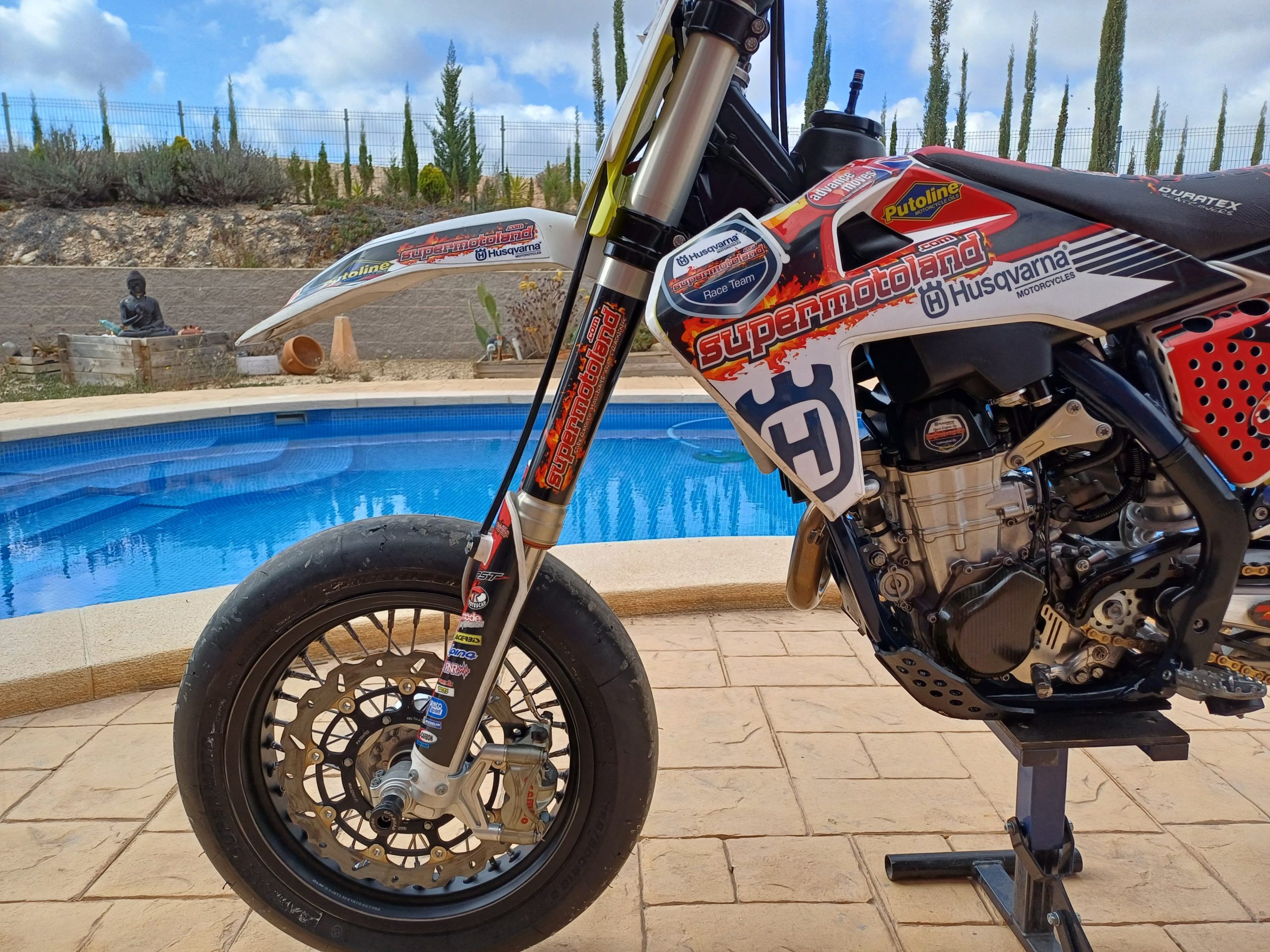 Husqvarna FS450 Supermoto bike 2020 - Image 11