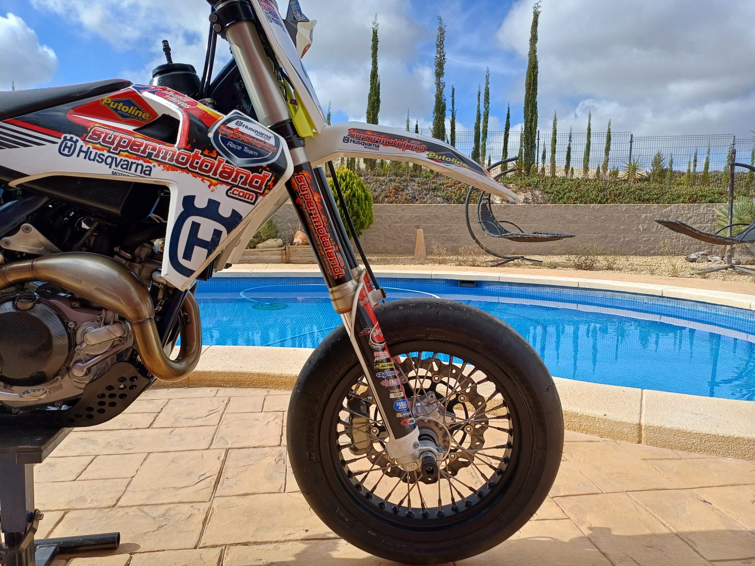 Husqvarna FS450 Supermoto bike 2020 - Image 5