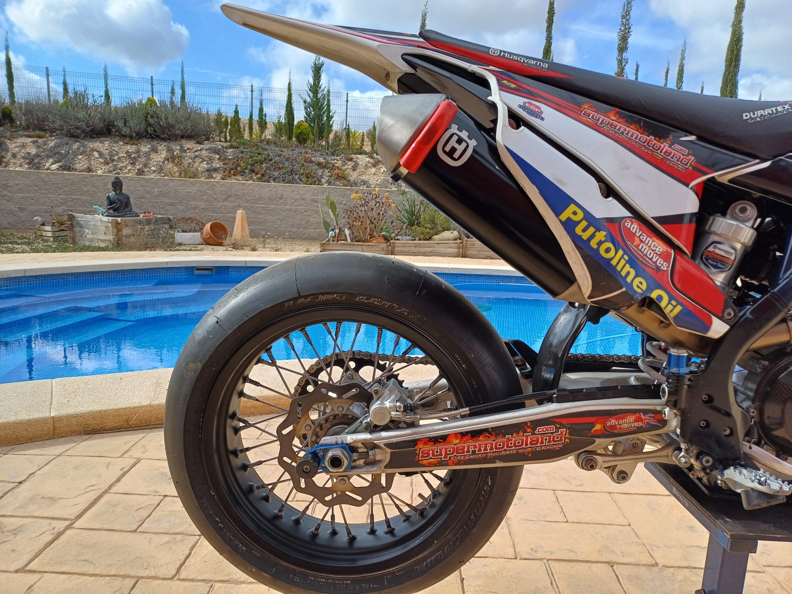 Husqvarna FS450 Supermoto bike 2020 - Image 4