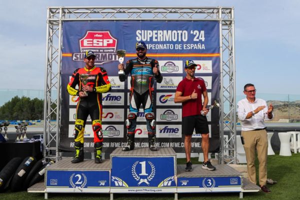 Supermotoland race team rides and wild cards - Image 5